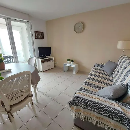 Climatise 2p Cabine, 50m De La Plage, Parking, Loggia, Equipements Modernes - Fr-1-326-747 Apartment